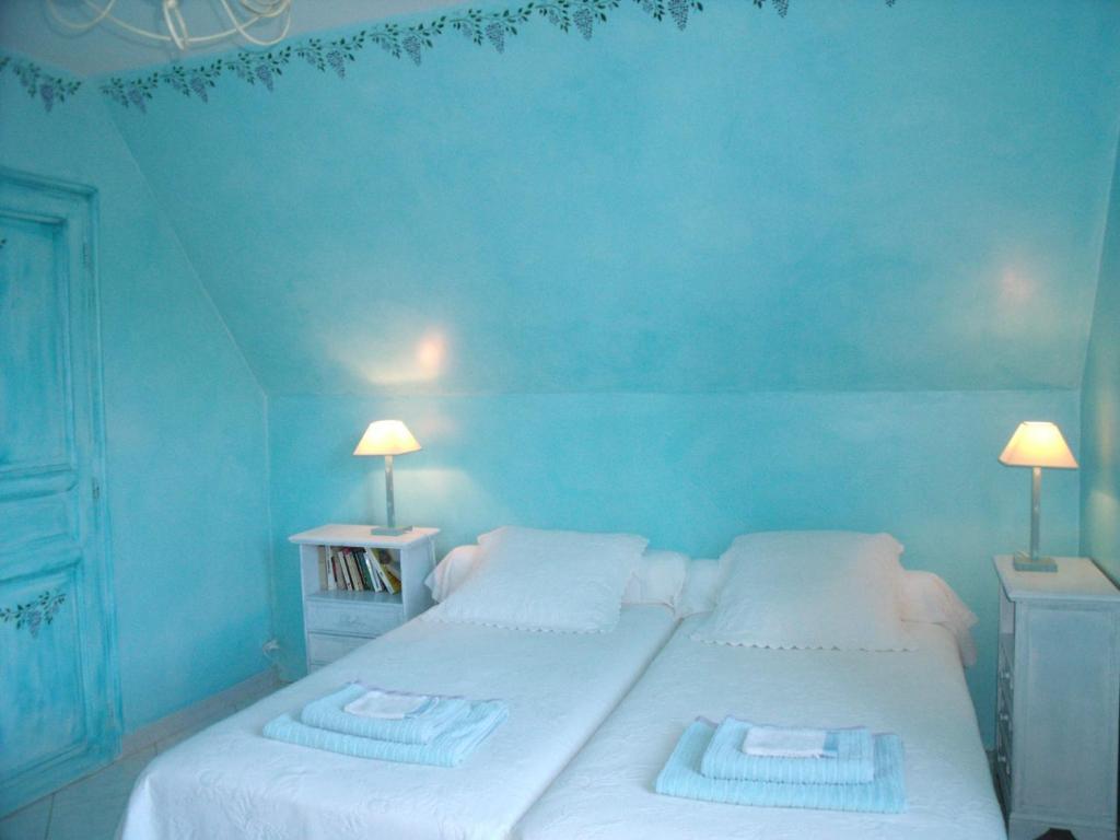 Maison D'Hotes Le Moulin Pointu Bed & Breakfast Sainte-Nathalene Room photo