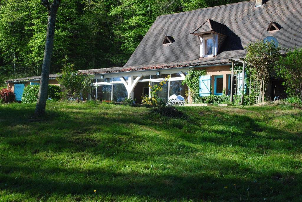 Maison D'Hotes Le Moulin Pointu Bed & Breakfast Sainte-Nathalene Exterior photo